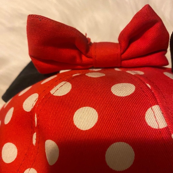 Minnie Mouse hat - Picture 5 of 5